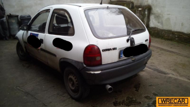 Купить Opel Corsa, 1.2, 1996 года с пробегом, цена 1592 руб., id 16384