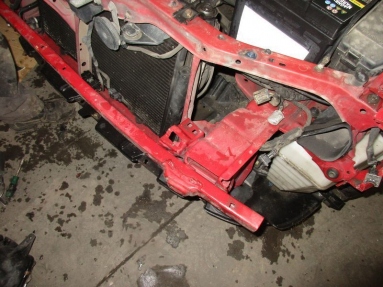 Купить Toyota Avensis, 1.6, 2001 года с пробегом, цена 1592 руб., id 16419