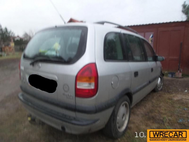 Купить Opel Zafira, 1.8, 2001 года с пробегом, цена 1592 руб., id 16436
