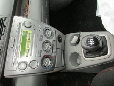 Купить Mazda 2, 1.6, 2004 года с пробегом, цена 17785 руб., id 16440