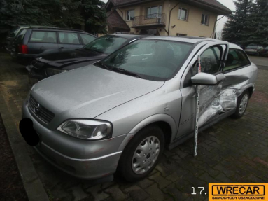 Купить Opel Astra, 1.6, 1998 года с пробегом, цена 1592 руб., id 16445