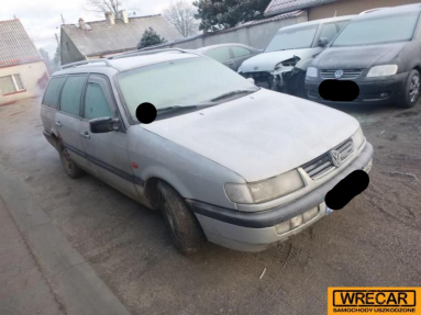Купить Volkswagen Passat, 1.9, 1994 года с пробегом, цена 1592 руб., id 16482