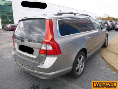 Купить Volvo V70, 2.0, 2012 года с пробегом, цена 293356 руб., id 16487