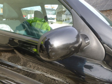 Купить Renault Clio, 1.1, 2005 года с пробегом, цена 1592 руб., id 16491