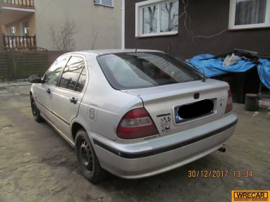 Купить Honda Civic, 1.5, 2000 года с пробегом, цена 1592 руб., id 16520
