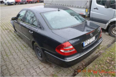 Купить Mercedes-Benz E-Klasse 200 Kompressor Avantgarde, 1.8, 2005 года с пробегом, цена 58339 руб., id 16567