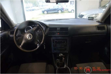 Купить Volkswagen Bora, 1.9, 2003 года с пробегом, цена 65605 руб., id 16589