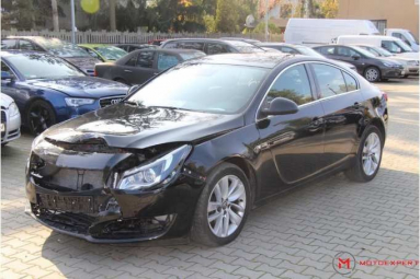 Купить Opel Insignia, 2.0, 2014 года с пробегом, цена 546919 руб., id 16592
