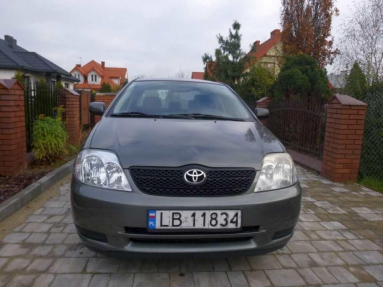 Купить Toyota Corolla, 1.4, 2004 года с пробегом, цена 121522 руб., id 16598