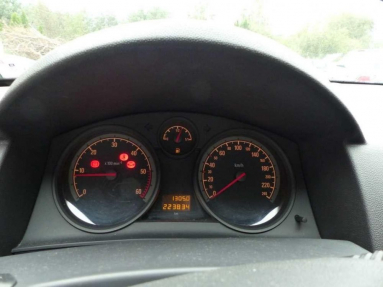 Купить Opel Astra, 1.7, 2011 года с пробегом, цена 210657 руб., id 16605