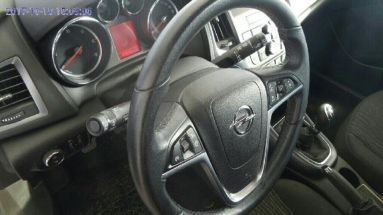 Купить Opel Astra, 1.7, 2013 года с пробегом, цена 432733 руб., id 16622