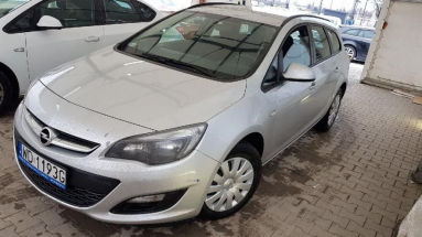 Купить Opel Astra, 1.7, 2013 года с пробегом, цена 408373 руб., id 16630
