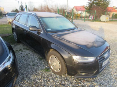 Купить Audi A4, 2.0, 2012 года с пробегом, цена 526712 руб., id 16695