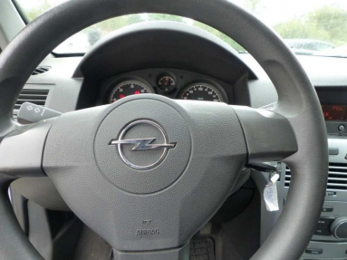 Купить Opel Astra, 1.7, 2011 года с пробегом, цена 249550 руб., id 16725