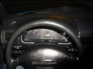 Купить Subaru Impreza, 2.0, 1999 года с пробегом, цена 9689 руб., id 16743