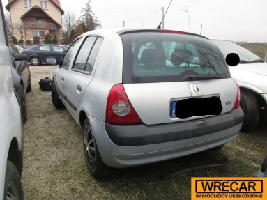 Купить Renault Clio, 1.4, 2001 года с пробегом, цена 0 руб., id 16770