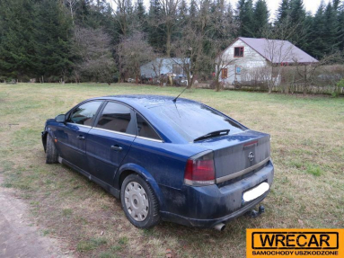 Купить Opel Vectra, 2.0, 2003 года с пробегом, цена 0 руб., id 16781