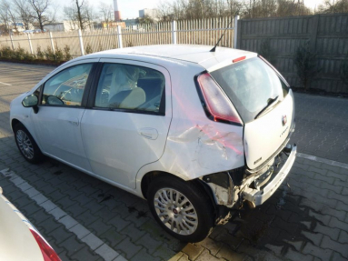 Купить Fiat Punto, 1.4, 2014 года с пробегом, цена 17785 руб., id 16833