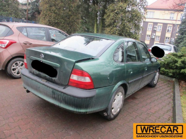 Купить Opel Vectra, 1.6, 1997 года с пробегом, цена 0 руб., id 16889