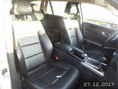 Купить Mercedes-Benz E 200 E 200 CDI BlueEFFICIENCY, 2.1, 2010 года с пробегом, цена 1592 руб., id 16908