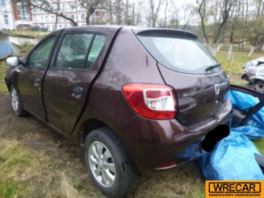 Купить Dacia Sandero, 1.1, 2016 года с пробегом, цена 14533 руб., id 16982