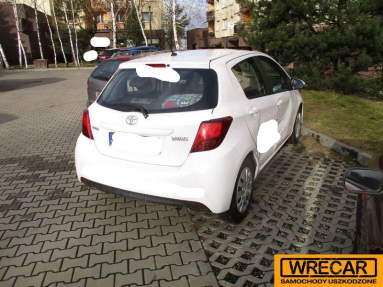 Купить Toyota Yaris, 1.0, 2015 года с пробегом, цена 1592 руб., id 17005