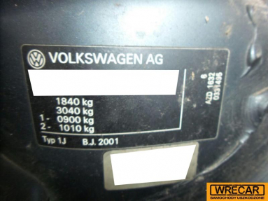 Купить Volkswagen Golf, 1.6, 2001 года с пробегом, цена 0 руб., id 17016