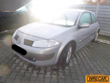 Купить Renault Megane, 1.6, 2004 года с пробегом, цена 21038 руб., id 17075