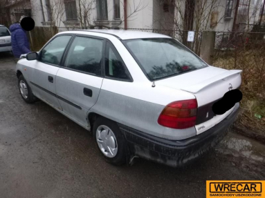 Купить Opel Astra, 1.6, 1996 года с пробегом, цена 0 руб., id 17112