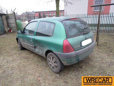 Купить Renault Clio, 1.4, 2000 года с пробегом, цена 0 руб., id 17127