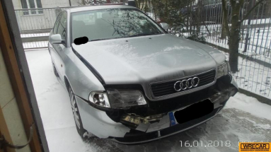 Купить Audi A4, 1.9, 1998 года с пробегом, цена 0 руб., id 17176