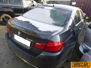 Купить BMW 528 528i, 2.0, 2012 года с пробегом, цена 187958 руб., id 17248