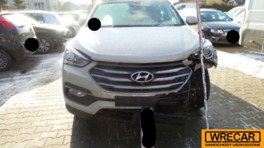 Купить Hyundai Santa Fe, 2.0, 2016 года с пробегом, цена 4844 руб., id 17279