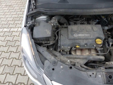 Купить Opel Corsa, 1.4, 2014 года с пробегом, цена 377577 руб., id 17293