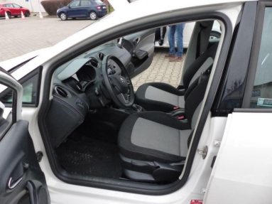 Купить SEAT Ibiza, 1.2, 2014 года с пробегом, цена 375985 руб., id 17301