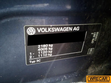 Купить Volkswagen Passat, 2.0, 2012 года с пробегом, цена 6436 руб., id 17375