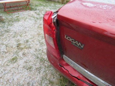Купить Dacia Logan, 1.6, 2009 года с пробегом, цена 3183 руб., id 17399