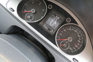 Купить Volkswagen Passat, 1.6, 2013 года с пробегом, цена 4844 руб., id 17428