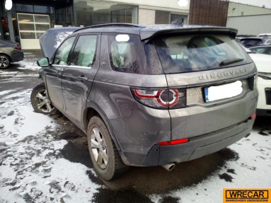 Купить Land Rover Discovery, 2.0, 2017 года с пробегом, цена 145813 руб., id 17434