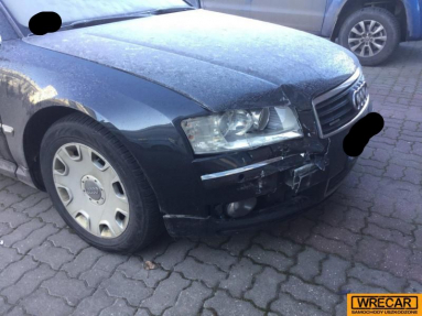 Купить Audi A8, 3.9, 2004 года с пробегом, цена 3253 руб., id 17440