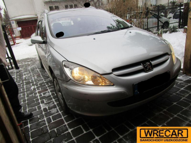 Купить Peugeot 307, 1.6, 2002 года с пробегом, цена 1592 руб., id 17488
