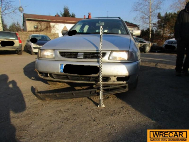 Купить SEAT Cordoba, 1.9, 1998 года с пробегом, цена 1592 руб., id 17506