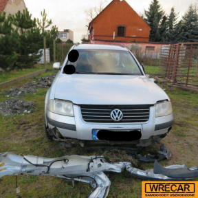 Купить Volkswagen Passat, 1.9, 2002 года с пробегом, цена 6436 руб., id 17538