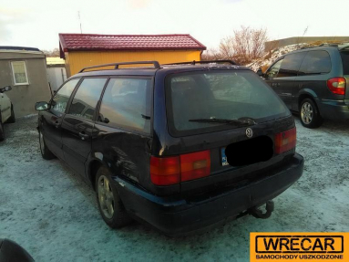 Купить Volkswagen Passat, 1.9, 1994 года с пробегом, цена 1592 руб., id 17547
