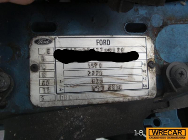 Купить Ford Focus, 1.6, 2000 года с пробегом, цена 1592 руб., id 17563