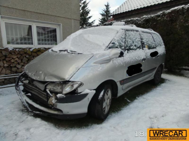Купить Renault Espace, 1.9, 2001 года с пробегом, цена 1592 руб., id 17587
