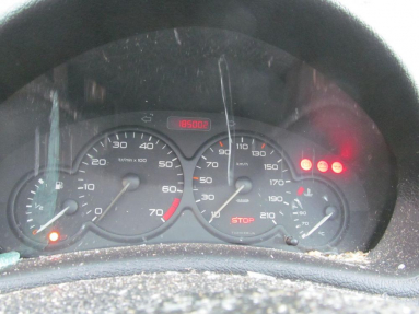 Купить Peugeot 206, 1.4, 1998 года с пробегом, цена 3253 руб., id 17590