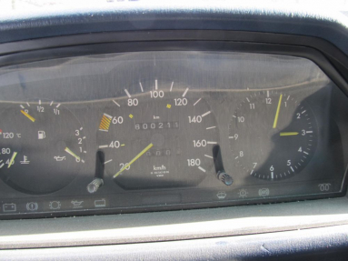 Купить Mercedes-Benz 200 D 200 D, 2.0, 1989 года с пробегом, цена 1592 руб., id 17605