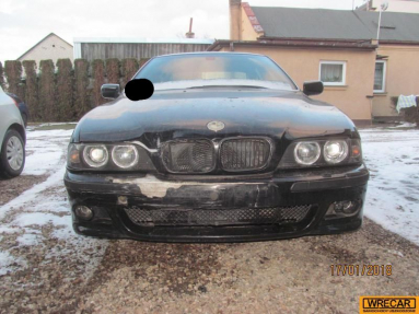 Купить BMW 540i 540i Kat., 4.4, 1999 года с пробегом, цена 56678 руб., id 17632