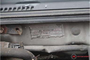 Купить Toyota Avensis, 2.0, 2003 года с пробегом, цена 110796 руб., id 17683